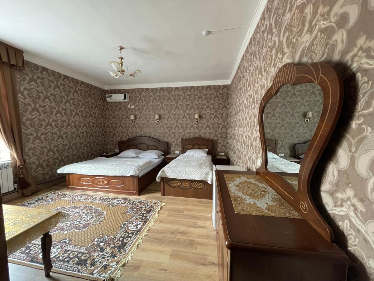 Hotel Ishonch Samarkanda Zewnętrze zdjęcie